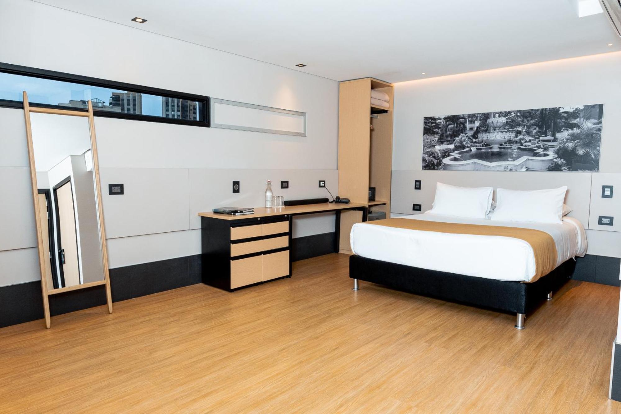 Hotel Foresto 365 Cali Bagian luar foto